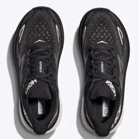 Clifton 9 Hoka Tennis Shoes NWOT - Picture 2 of 5